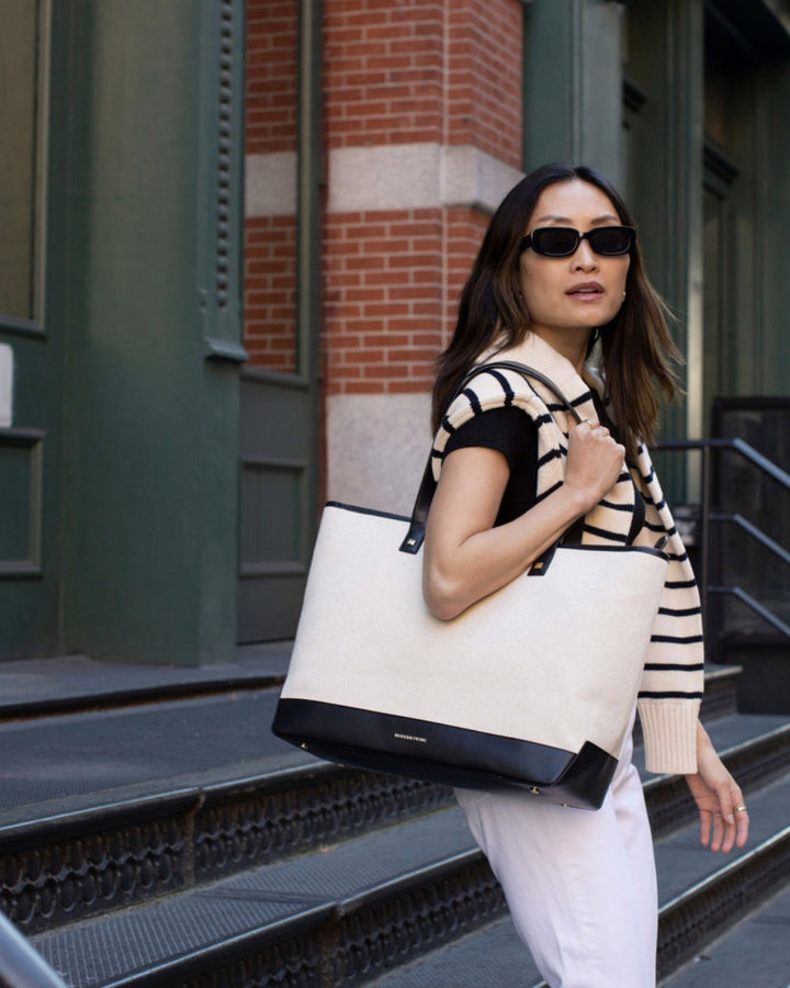 THE TOTE - BLACK CANVAS
