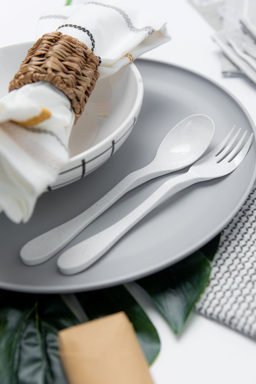 KNORK Eco 24 Pack Bamboo Flatware Set