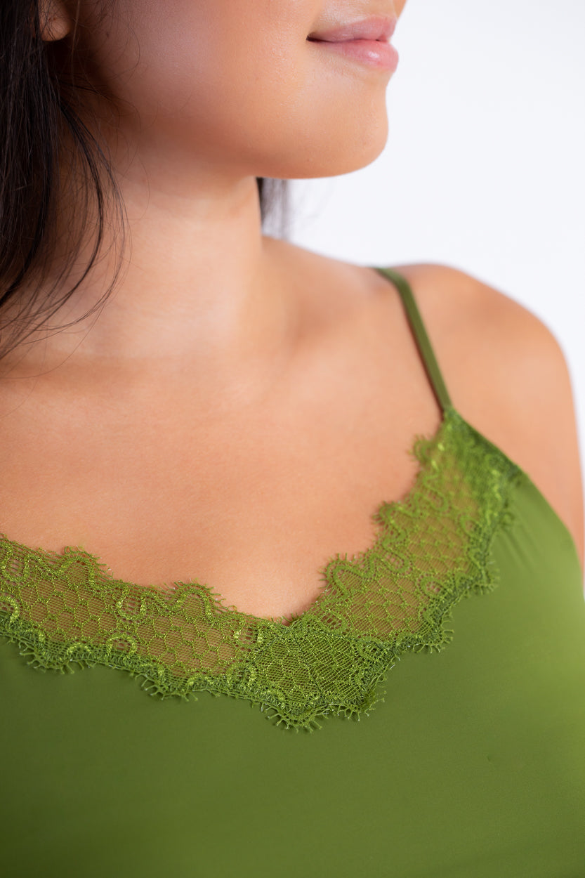 Soft Seamless Camisole with Lace