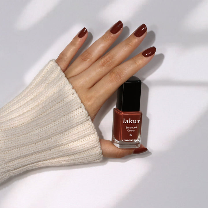 Oud Mood Nail Polish
