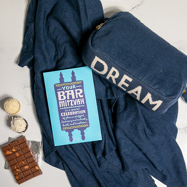 Words Dream Organic Cotton Travel Blanket and Eye Mask Set