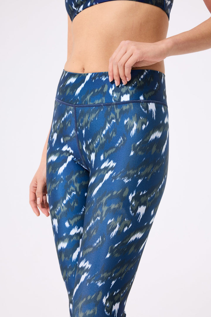 Hi-Shine Leggings in Navy Painted Leopard