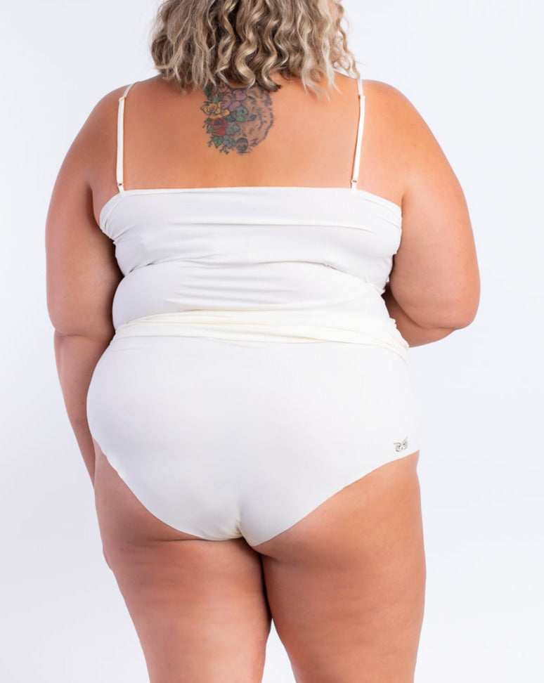 Soft Seamless Camisole with Lace