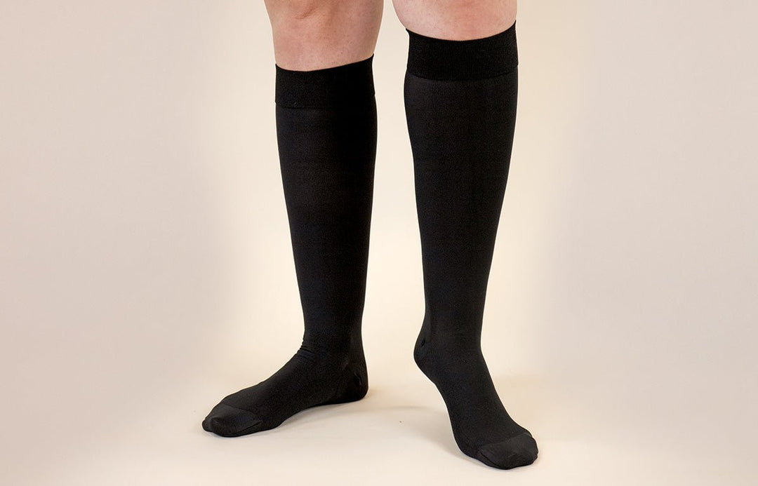 Onyx Gradient Compression Socks