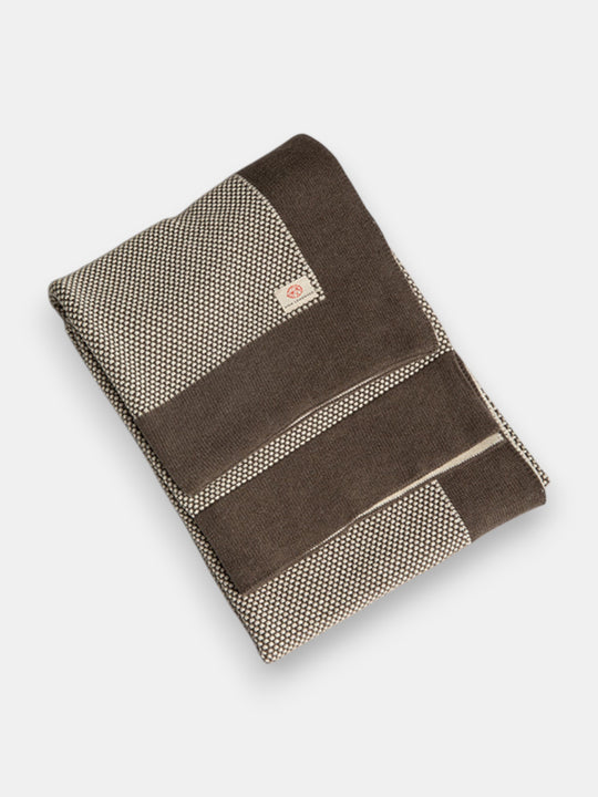 Eka Stipple Organic Cotton Throw Blanket